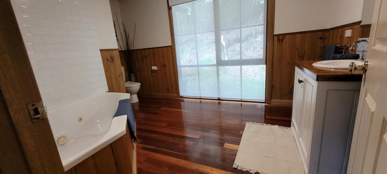 Tall Trees Eco Retreat - Blackwood Cottage Apollo Bay Extérieur photo
