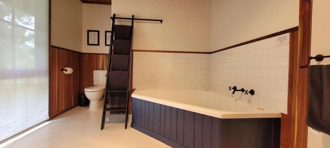 Tall Trees Eco Retreat - Blackwood Cottage Apollo Bay Extérieur photo